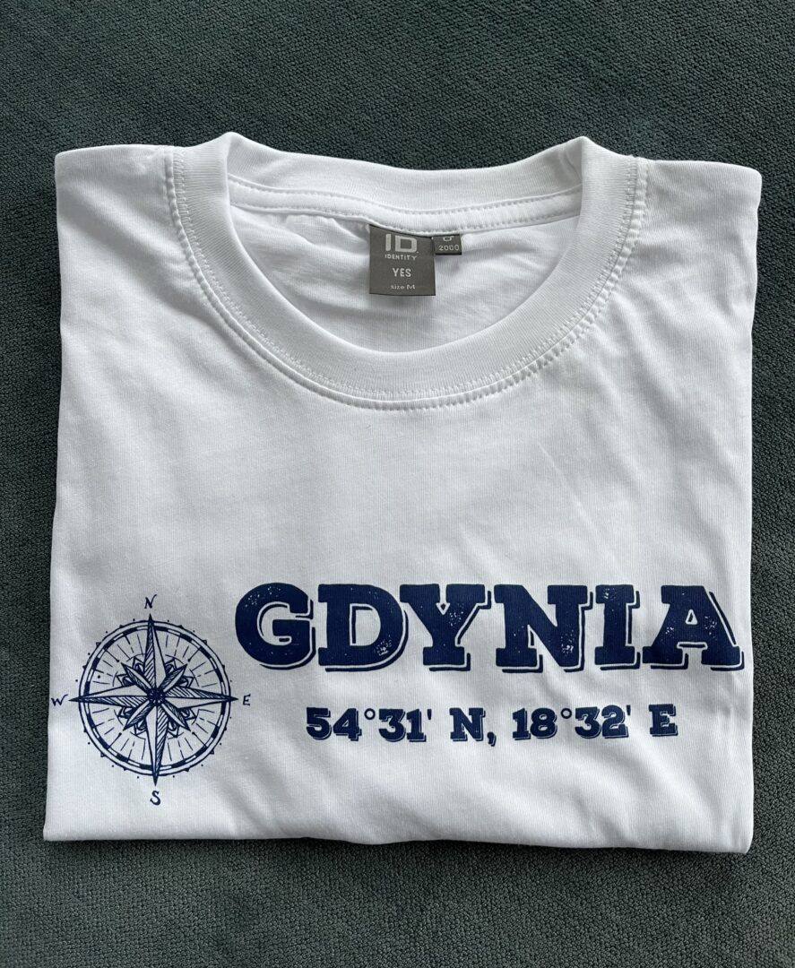Koszulka biała Gdynia współrzędne