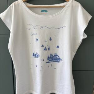 I Love Gdynia - najlepszy sklep z pamiątkami - Koszulka biała "Gdynia żaglowce i żaglówki”